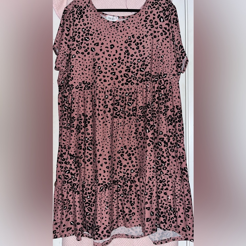Pink Rose Plus Size Pink Leopard Short Sleeve Dress